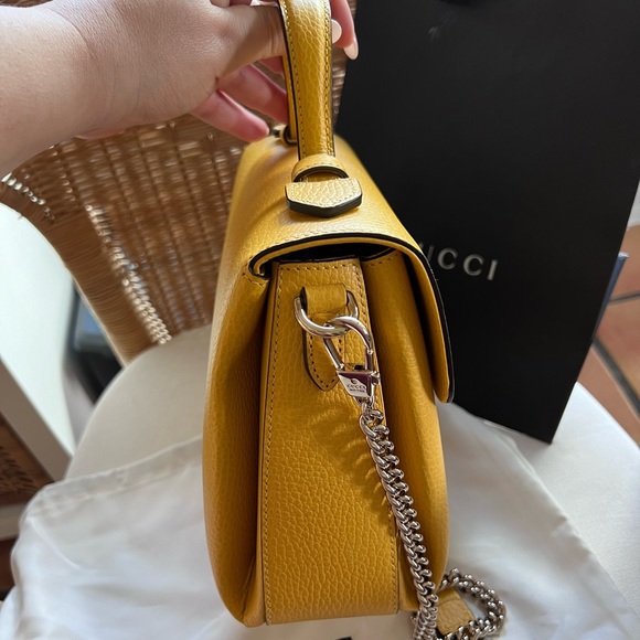 Authentic *New* Gucci Yellow Crossbody - Picture 9 of 10